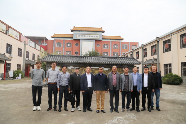 中國紡織品進(jìn)出口商會(huì)曹甲昌會(huì)長一行來青調(diào)研家紡行業(yè)